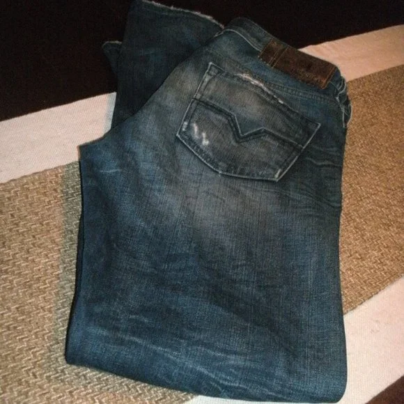 Diesel Larkee Regular Straight Distressed Wash 0074Y ITALY size W - 36 ~ L - 34 - Picture 3 of 6